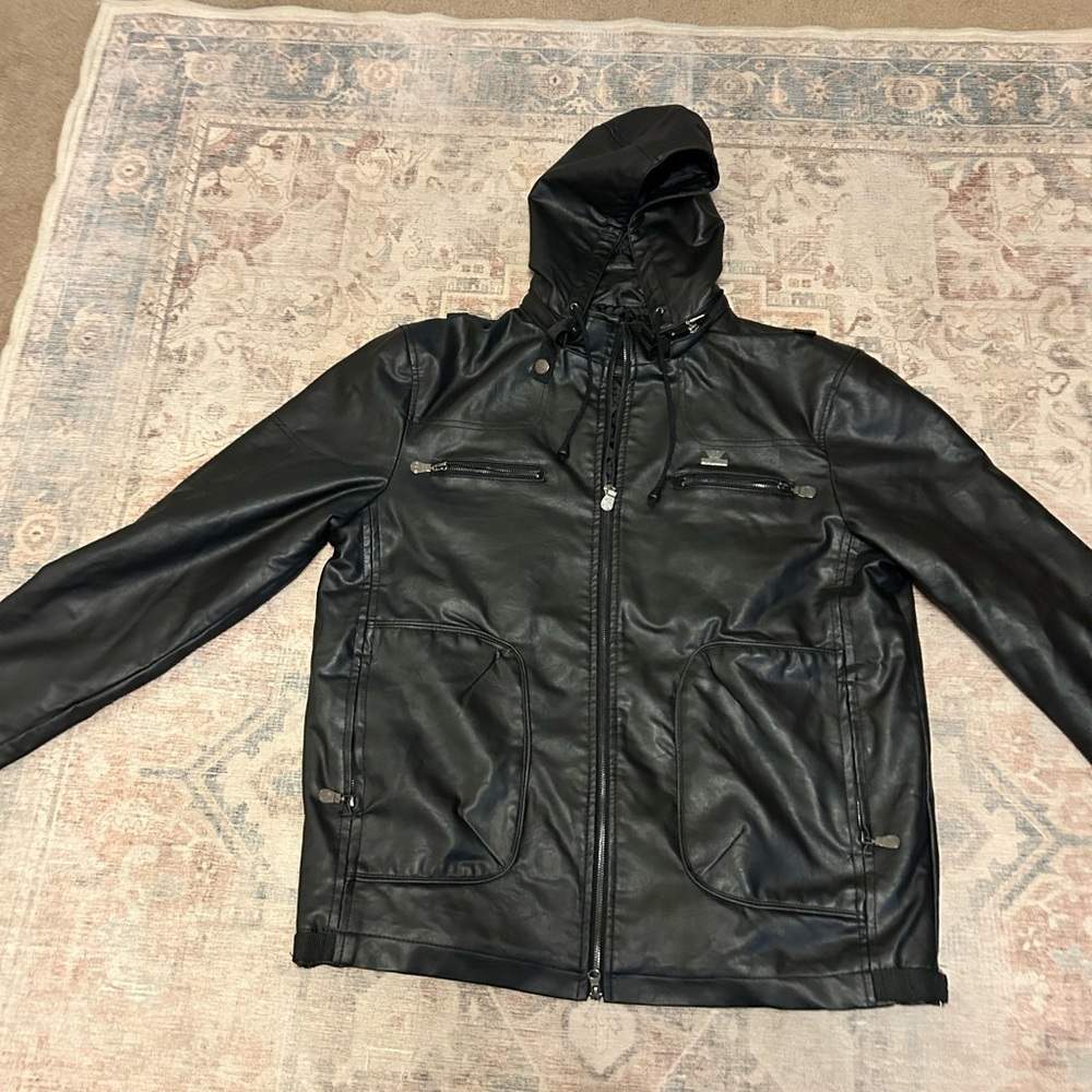 Di Milano Italy Men's Black Hooded  Jacket - Sleek Urban Style